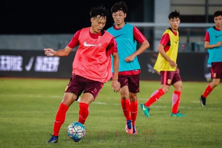 不坠青云志 | 后起之秀! U19男足出战“长安福特杯” 不坠青云志 | 后起之秀! U19男足出战“长安福特杯”